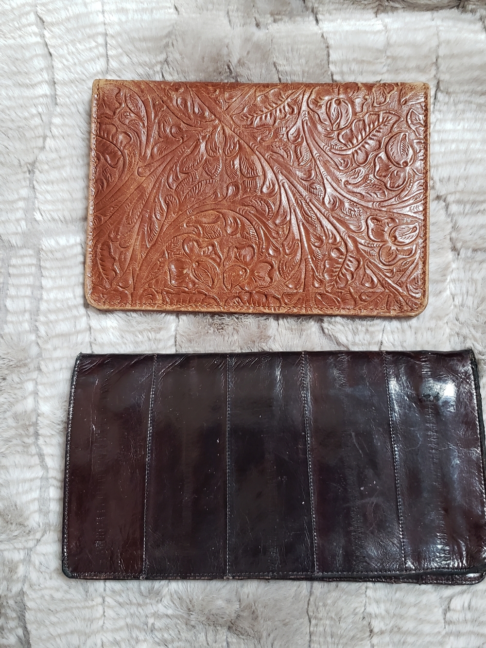 Tooled Leather Passport Wallet & Dark Brown Eel Long Wallet